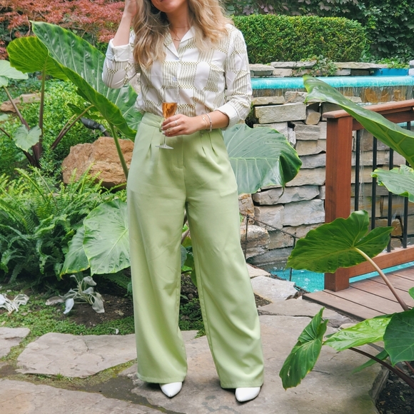 3/20$● CIDER GREEN LONG SLEEVE BLOUSE ○ S - Picture 6 of 7